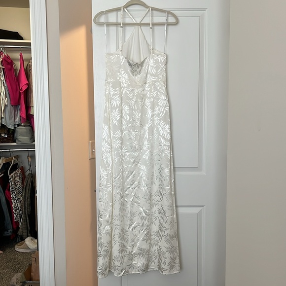 Lulu’s White Satin Leaf Print Dress - Picture 3 of 8